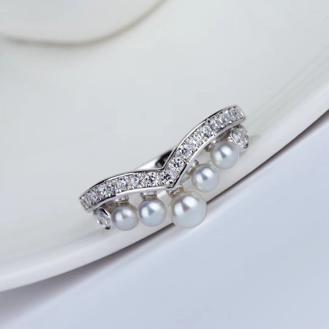 约瑟芬珍珠戒指纯银女生莫桑石小众设计求婚视频简约情侣复古法式