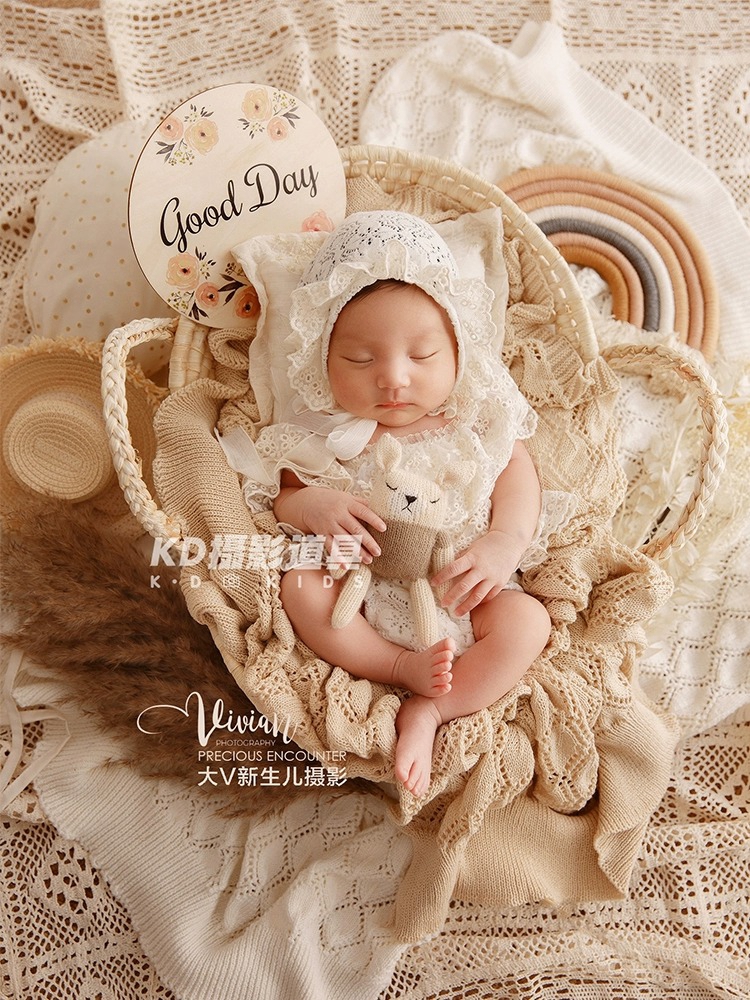 KD道具新生的儿拍照衣服初生婴儿欧美风照相服装影楼宝宝新款主题