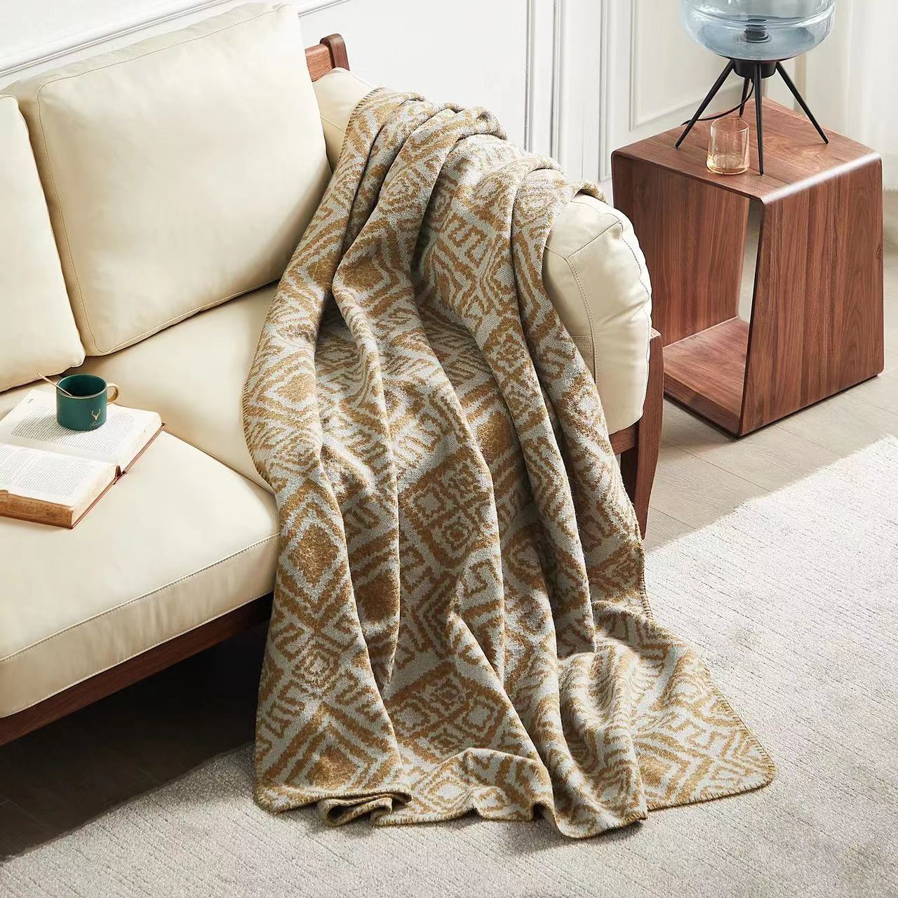 秋冬居家好物，贵妇级羊毛毯，既能带来温暖又能提升时尚指数