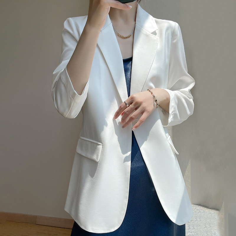 设计感小众短款外套女2023春夏气质韩版纯色缎面桑蚕丝小西装薄款