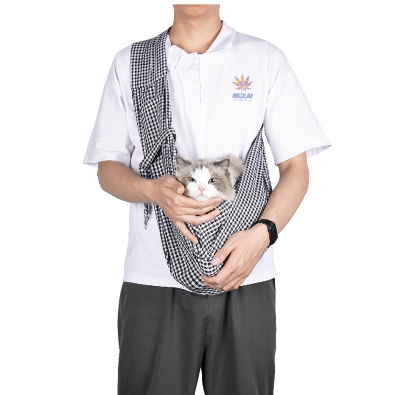 单肩斜挎狗狗宠物大容量猫包好看新款可折叠便携外出胸前猫背包