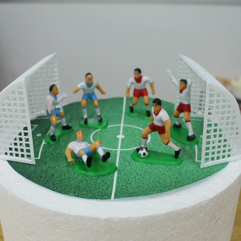 足球小子踢足球绿茵场球筐球网玩偶摆件足球套餐装饰玩偶烘焙主题