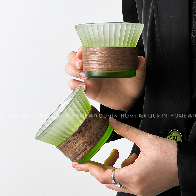趣皿*小众渐变绿竖纹玻璃杯家用喝水杯子高级感轻奢咖啡杯冷饮杯