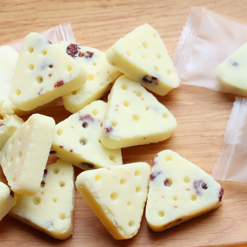 鲜牛奶芝士三角奶酪块即食蔓越莓宝宝儿童零食3一6岁内蒙古特产