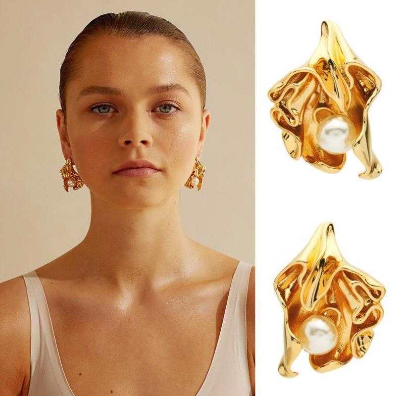 褶皱珍珠珍珠黄铜18K耳钉耳环女士几名耳环媛新品气质金电镀花朵