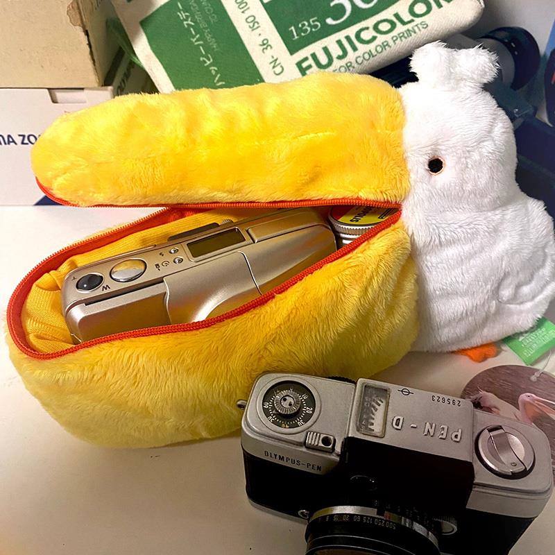 数码相机包可爱卡通南京红山动物园鹈鹕包收纳包零钱文创背包容量