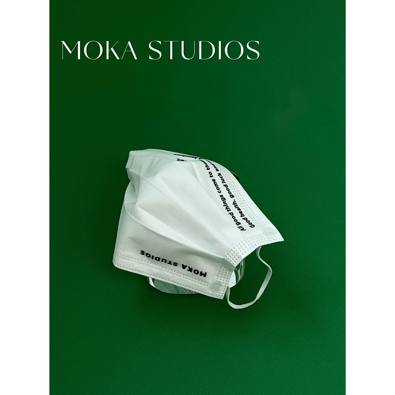 MOKA STUDIOS简约印花字母一次性白色口罩防粉尘三层加厚透气百搭
