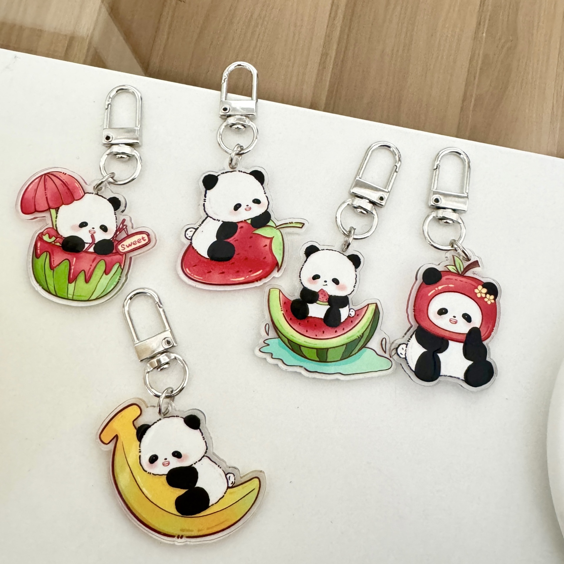 可爱卡通熊猫亚克力钥匙扣书包笔袋包包精致小挂件创意学生小礼品