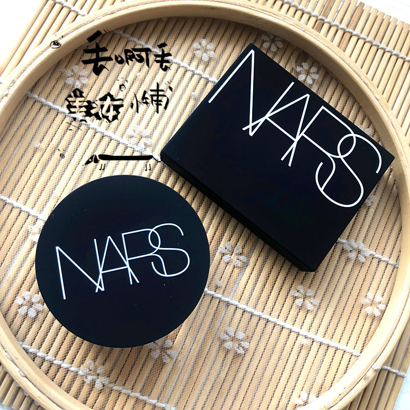 NARS裸光蜜粉饼新版10g 圆盒蜜粉纳斯细滑清爽散粉饼透明裸妆两款