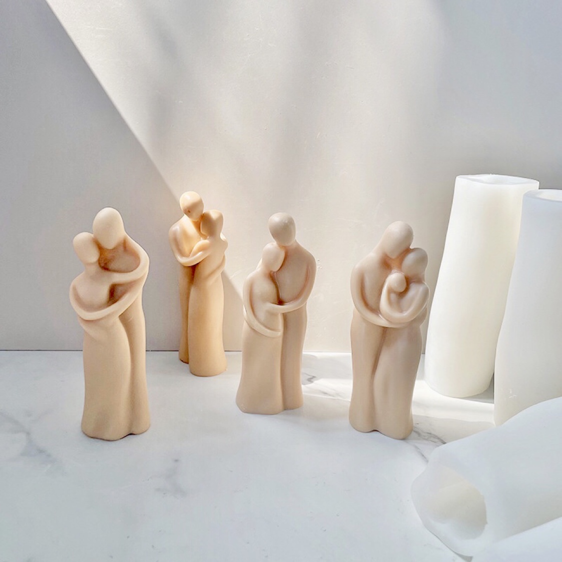 人生系列香薰蜡烛硅胶模具DIY简约一家人拥抱相拥扩香石摆件磨具